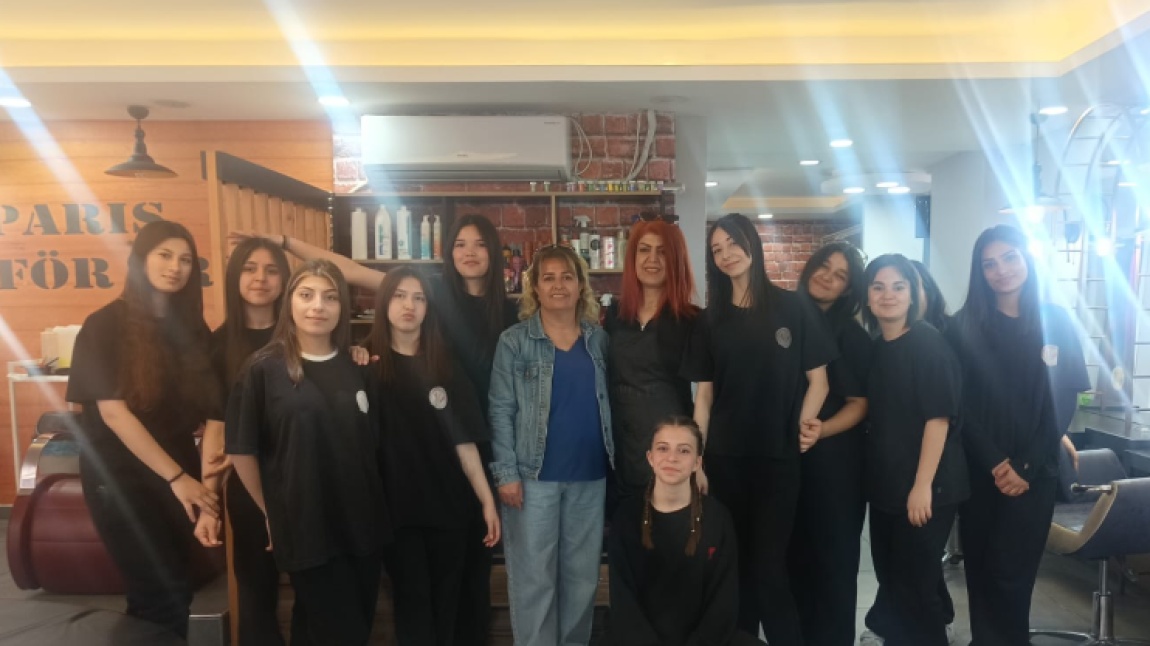Güzellik Hizmetleri Alanı Olarak Teknik Gezimizi Gerçekleştirdik